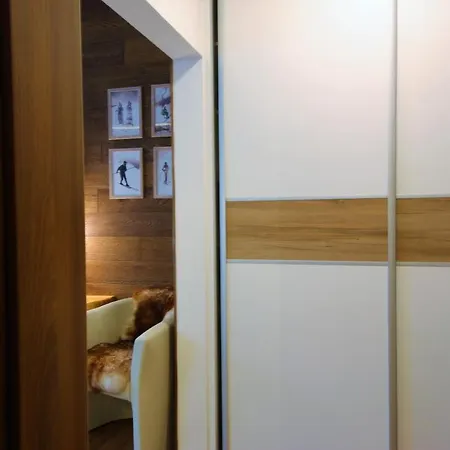 4roses Apartment